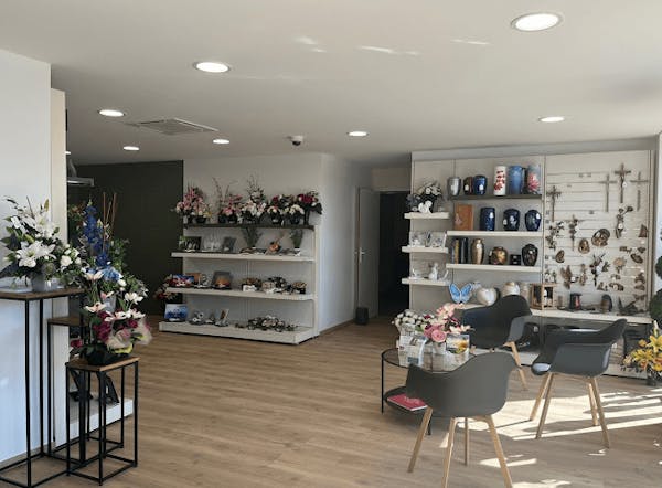 Photographie Pompes Funèbres et Marbrerie Pontoise de Pont-Sainte-Marie