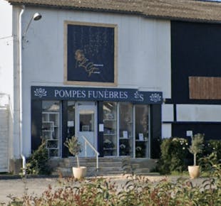 `photo de l'établissement de ${name}`