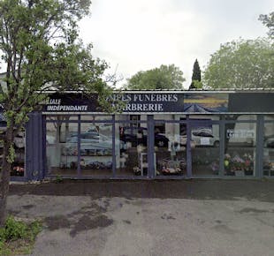 `photo de l'établissement de ${name}`