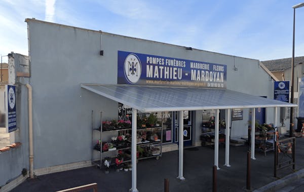 Photographie de la Pompes Funèbres Marbrerie Mathieu Mardoyan d'Avignon