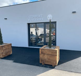 `photo de l'établissement de ${name}`