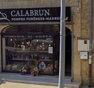 `photo de l'établissement de ${name}`