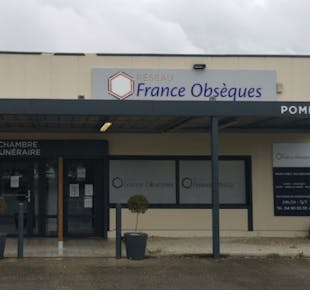 `photo de l'établissement de ${name}`