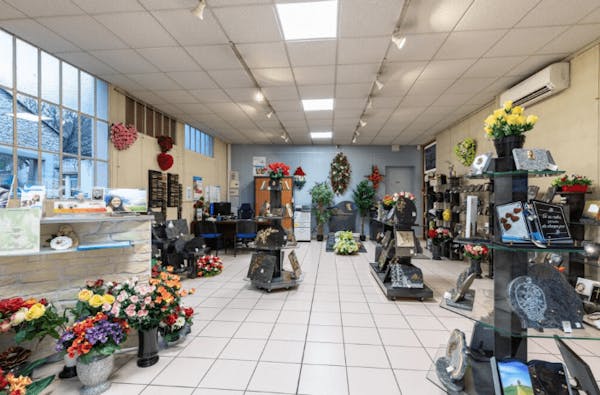 Photographie de la Pompes Funèbres Courthézonnaises  de Courthézon