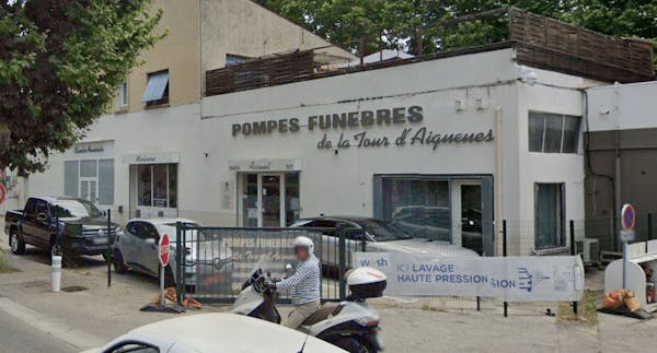 Photographie de la Pompes Funèbres de la Tour d’Aigues