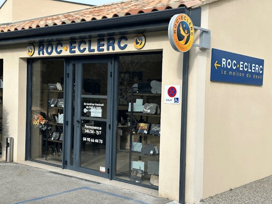 Photographie de la Pompes funèbres Roc Eclerc de Pernes-les-Fontaines