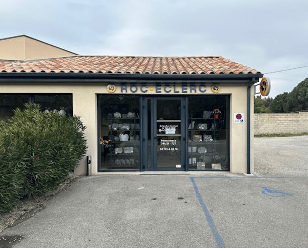 Photographie de la Pompes funèbres Roc Eclerc de Pernes-les-Fontaines