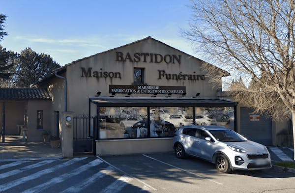 Photographie de la Bastidon Funéraire de Pernes-les-Fontaines