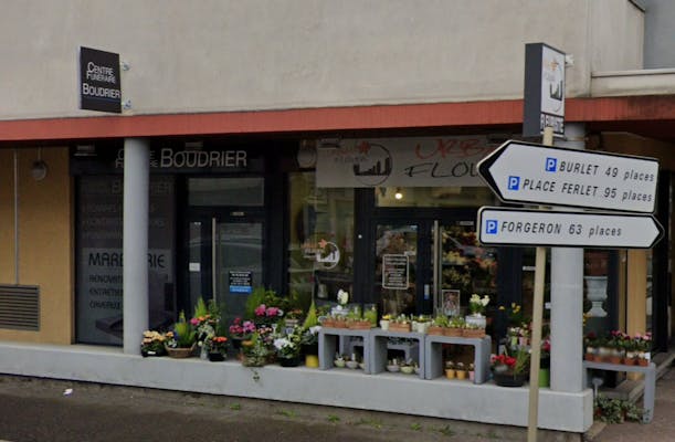 Photographie de la Pompes Funèbres Boudrier de Saint-Bonnet-de-Mure