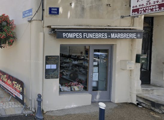 Photographie de la Pompes Funèbres Valréas Navarre de Valréas