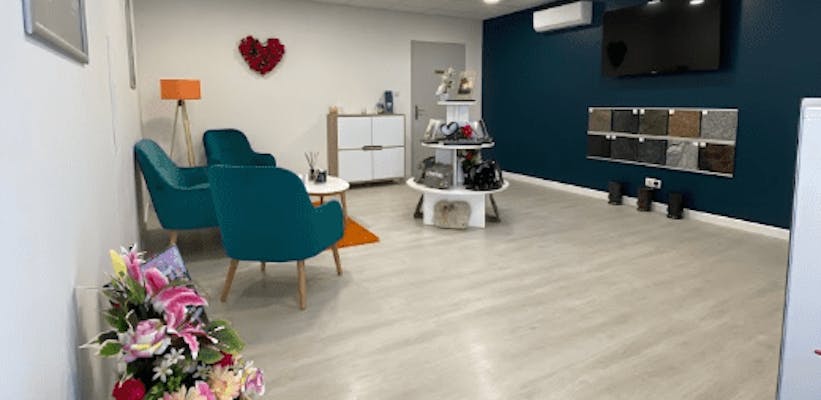 Photographié de la Pompes funèbres de France de Montauban