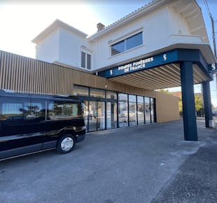 `photo de l'établissement de ${name}`