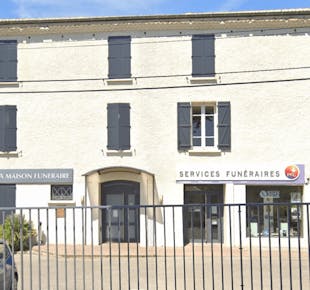 `photo de l'établissement de ${name}`