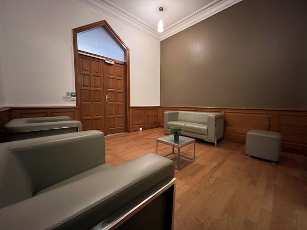 Photo d'un deuxième salon de Chambre Funéraire de Lyon