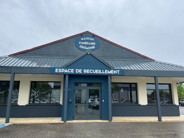 Photo de la devanture du Maison funéraire drômoise