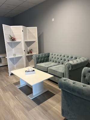 Photo d'un deuxième salon du Maison funéraire drômoise