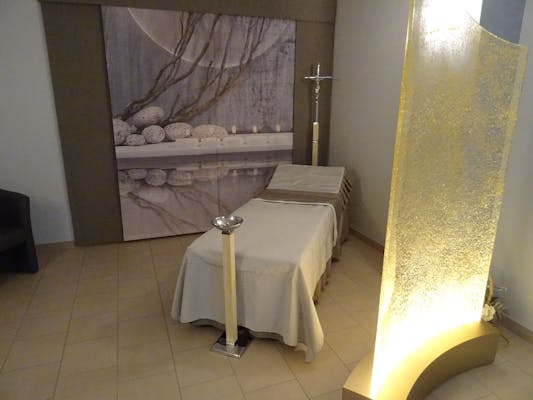 Photographie d'un deuxième salon de DELSIGNE 