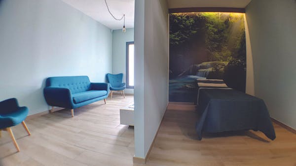 Photo d'un deuxième salon de la Chambre Funéraire de la Raho de Villeneuve-de-la-Rah