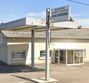 `photo de l'établissement de ${name}`