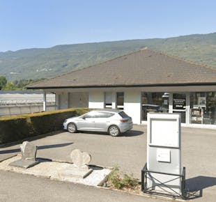 `photo de l'établissement de ${name}`