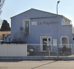 `photo de l'établissement de ${name}`