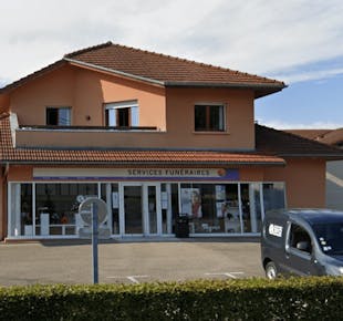 `photo de l'établissement de ${name}`
