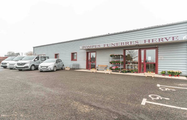 Photographie de Pompes Funèbres Herve de Couesmes