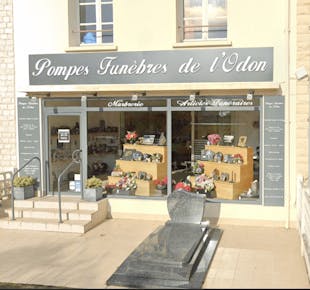 `photo de l'établissement de ${name}`