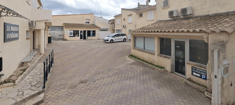 Photographie de la Pompes Funèbres et Marbrerie Camarguaise de Générac