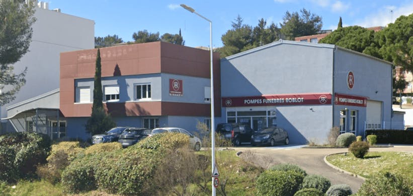 Photographie de la Pompes Funèbres Roblot de Nîmes