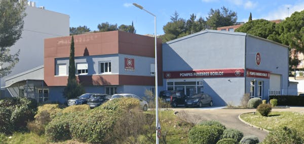 Photographie de la Pompes Funèbres Roblot de Nîmes