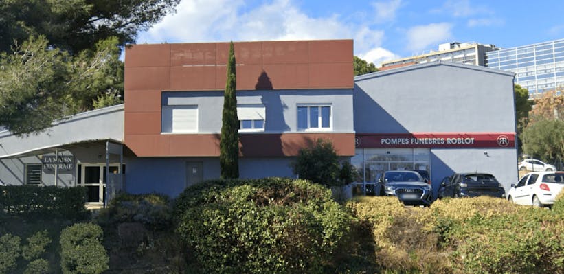 Photographie de la Pompes Funèbres Roblot de Nîmes