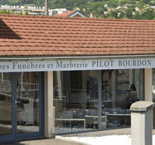 `photo de l'établissement de ${name}`