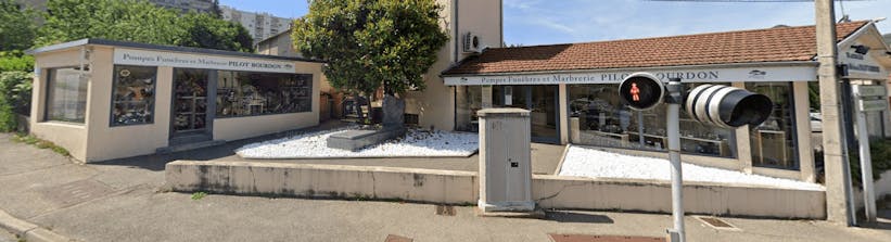 Photographie de la Pompes Funèbres et Marbrerie Pilot Bourdon - Dignité Funéraire de Voiron
