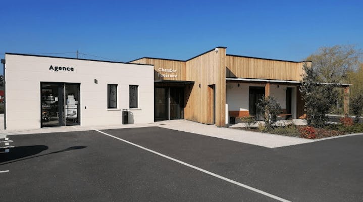 Photographie de la Pompes Funèbres Caton sur La Ferté-Saint-Aubin