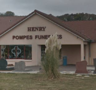 `photo de l'établissement de ${name}`