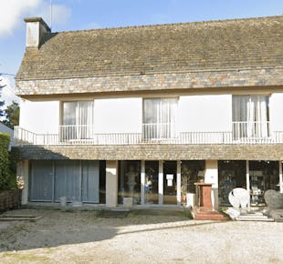 `photo de l'établissement de ${name}`
