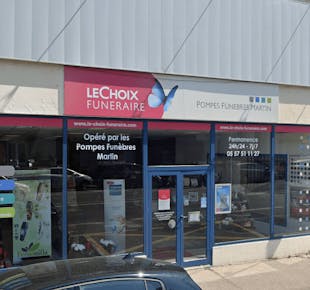 `photo de l'établissement de ${name}`