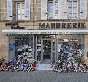 `photo de l'établissement de ${name}`