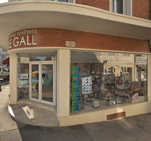 `photo de l'établissement de ${name}`