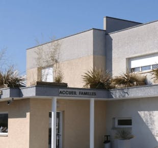 `photo de l'établissement de ${name}`