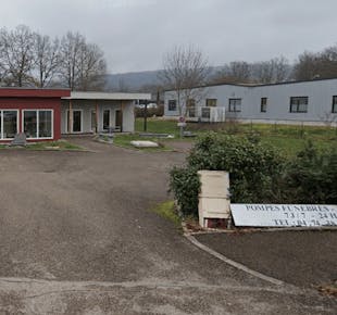 `photo de l'établissement de ${name}`