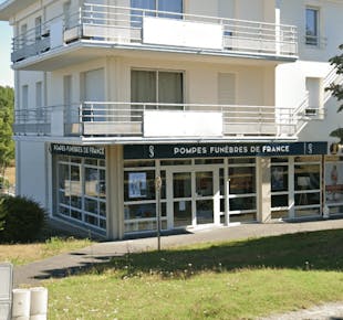 `photo de l'établissement de ${name}`