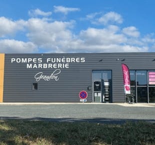 `photo de l'établissement de ${name}`
