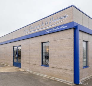 `photo de l'établissement de ${name}`