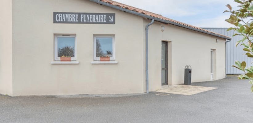 Photographie Pompes Funèbres Alamichel de Lussac-les-Châteaux