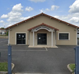 `photo de l'établissement de ${name}`