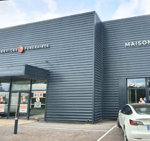 `photo de l'établissement de ${name}`