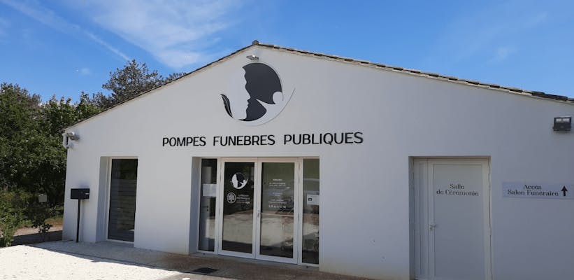 Photographie de la Pompes Funèbres Publiques de Saint-Martin-de-Ré