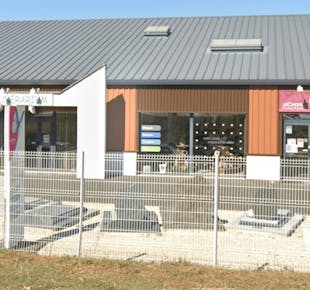`photo de l'établissement de ${name}`
